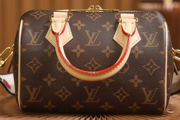 Replica Louis Vuitton Speedy Bandoulière Handbag