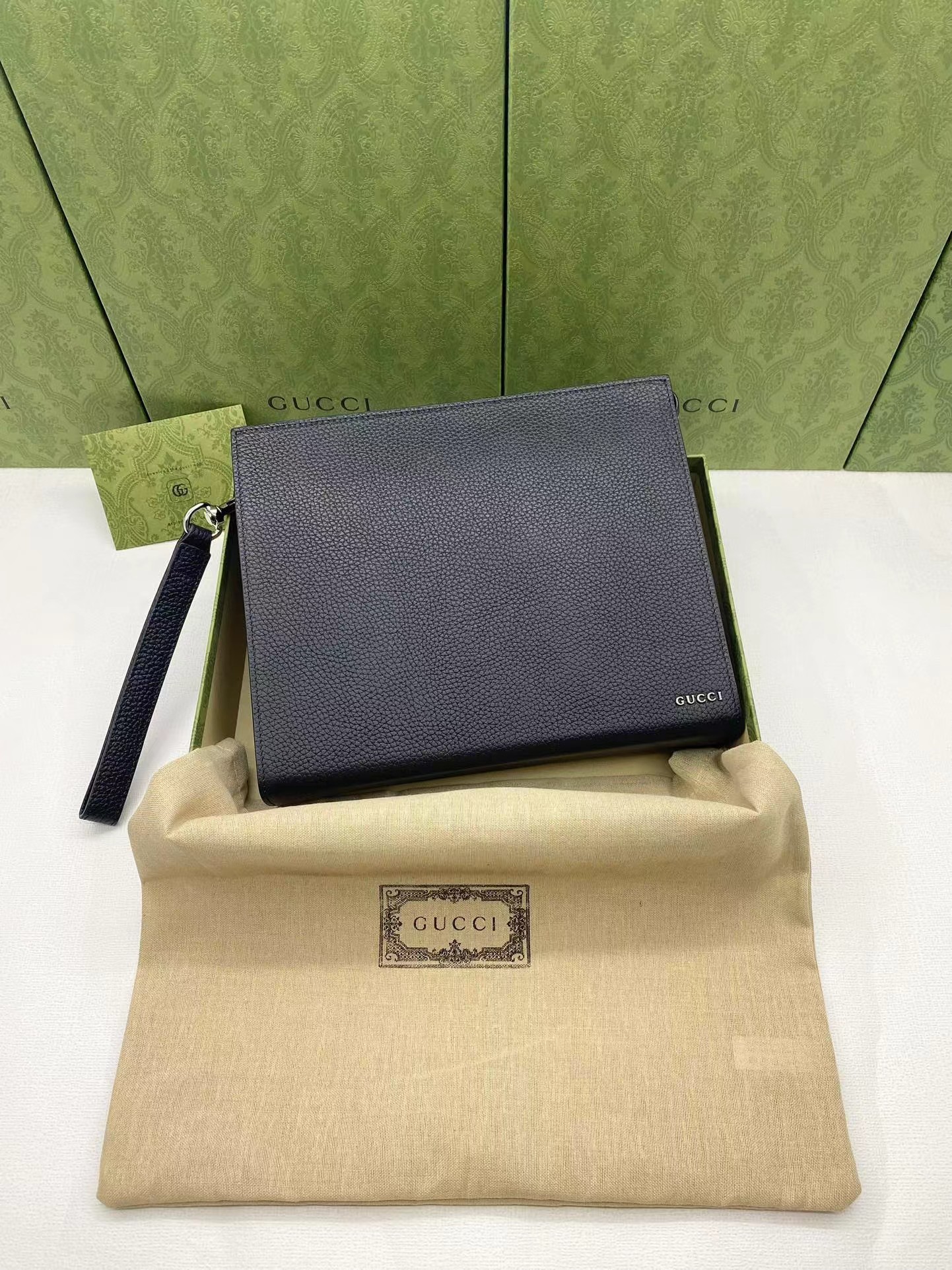 High Quality Gucci Clutch Men Bag Early Spring Series