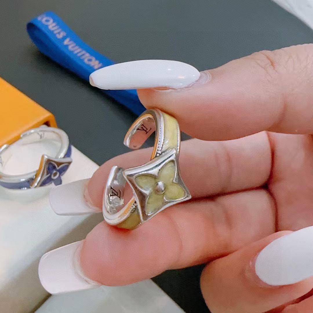 Louis Vuitton couple vintage ring