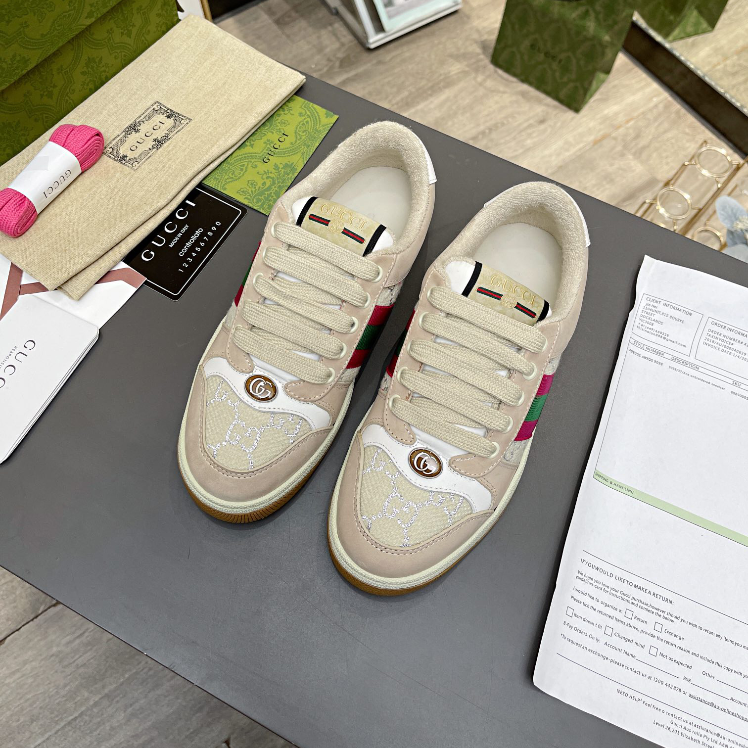 Gucci Distressed Screener sneaker unisex