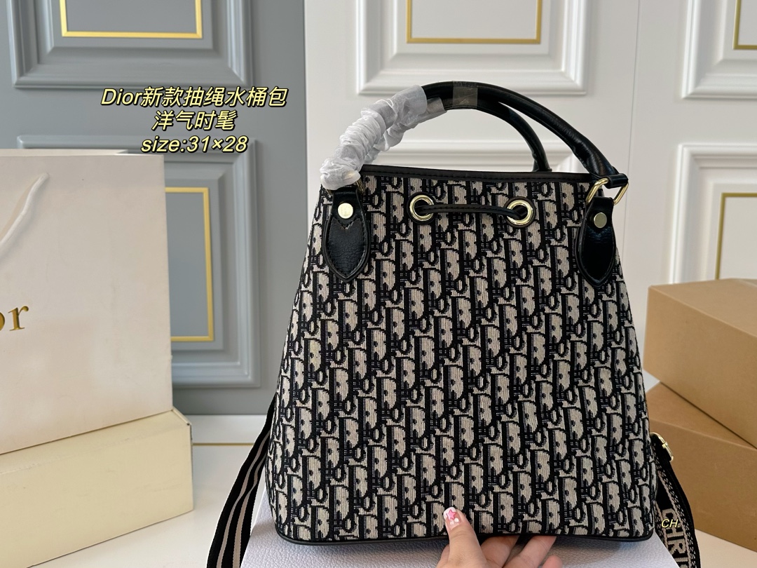 Replica Medium C'est Dior Bag