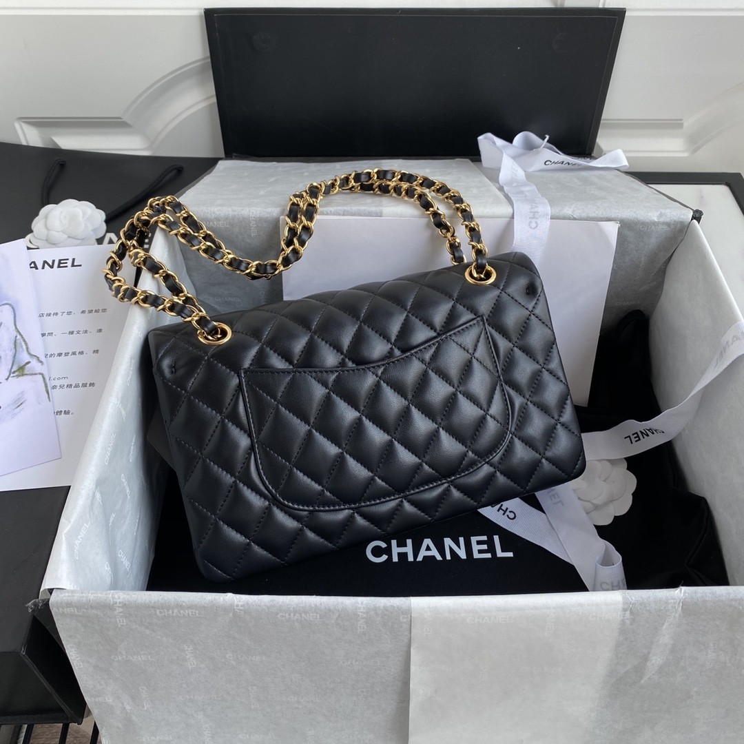 Chanel classic flabag crossbody bag