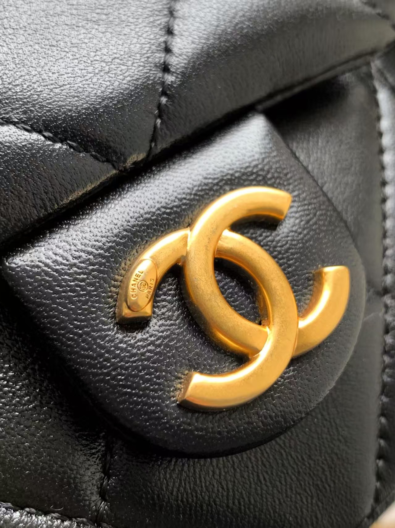 Top version chanel hobo chain bag