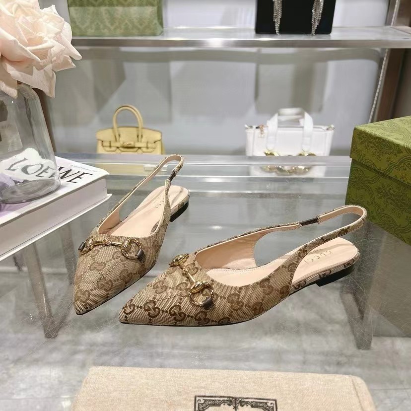 Horsebit GG Gucci canvas slingback flats in beige Brown