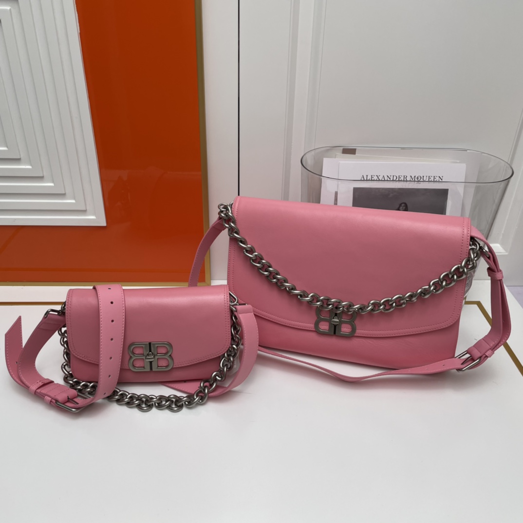 Balenciga New 23Fall BB Soft chain shoulder bag