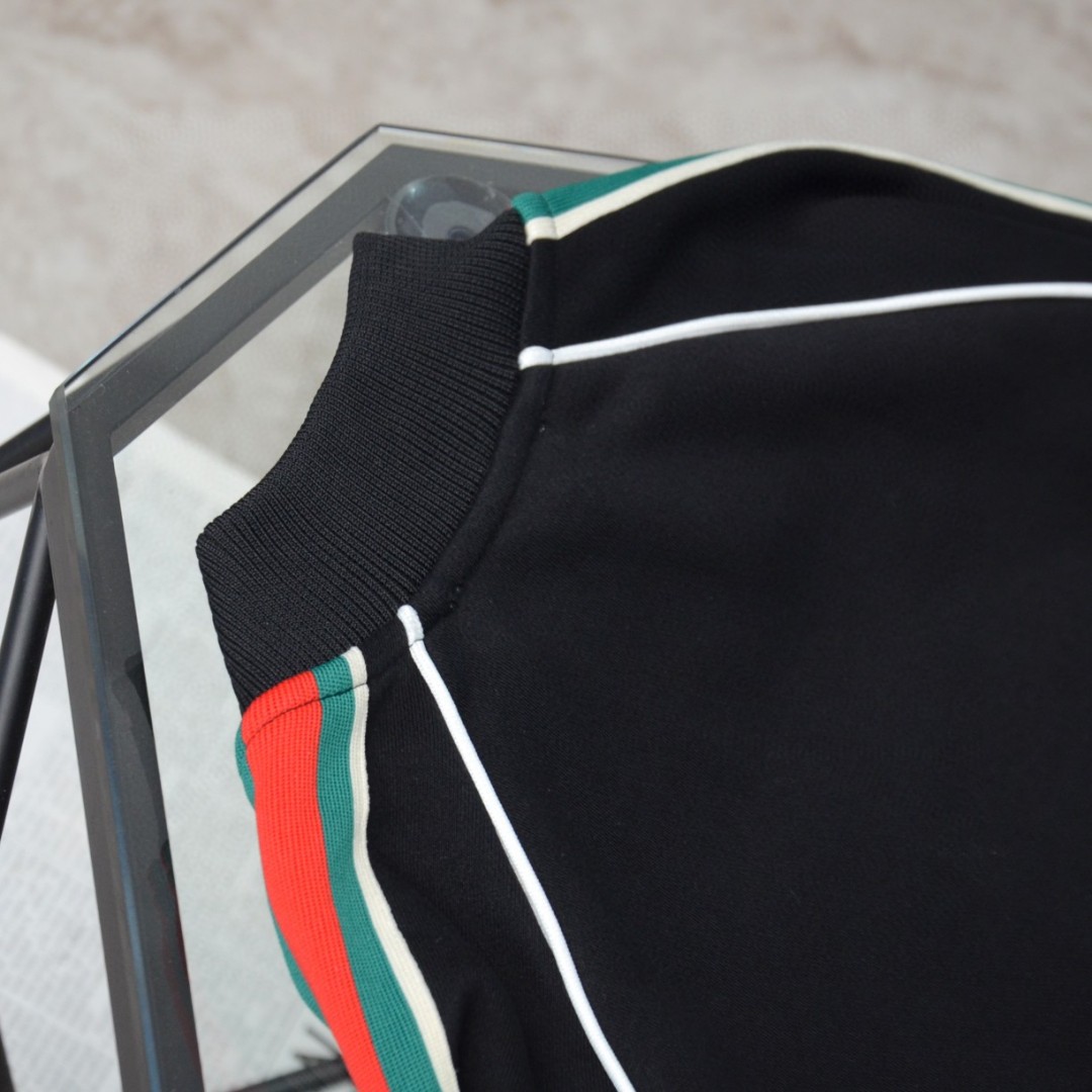 Replica Gucci classic Double GLogo with stand collar coat hoodie