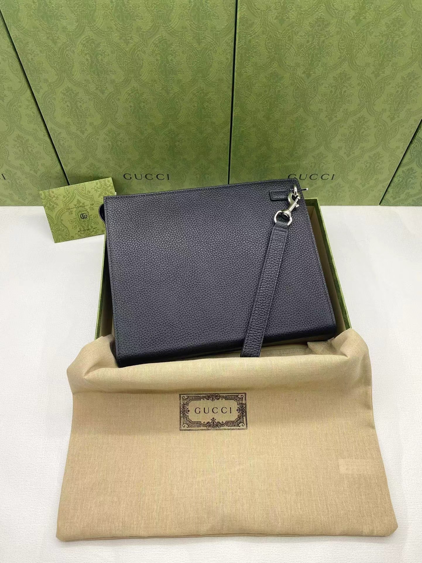 High Quality Gucci Clutch Men Bag Early Spring Series