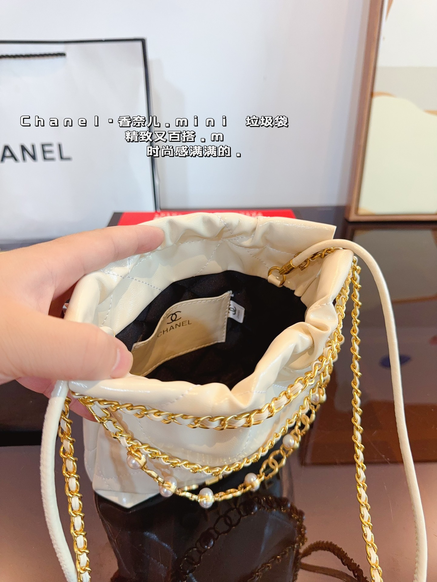 Chanel replica Bag 24A pendant Pearl bag