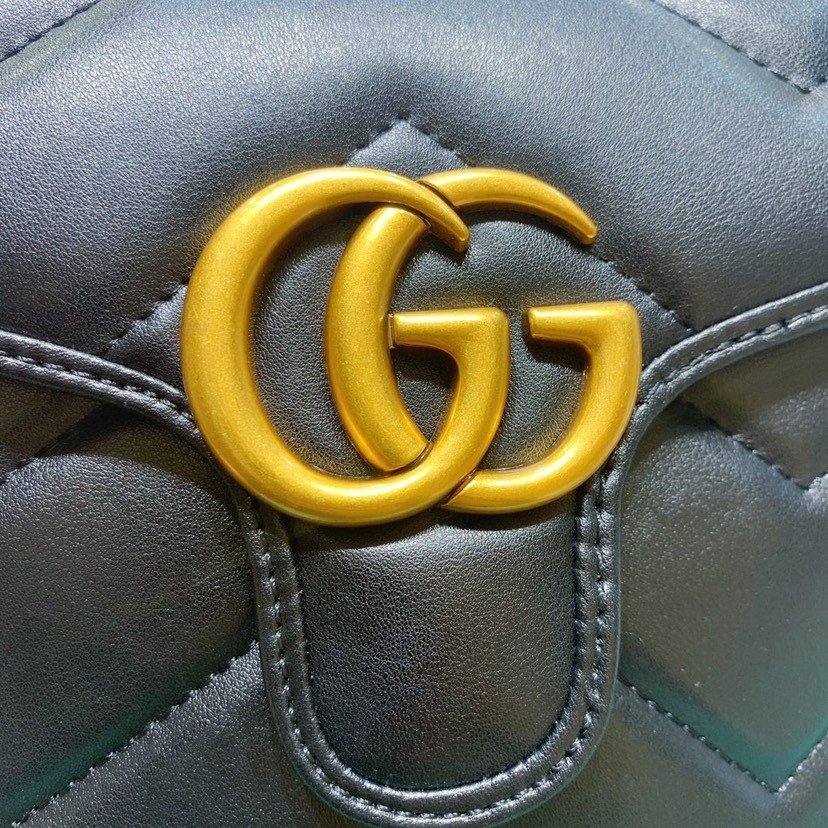 Gucci gg marmont shoulder bag