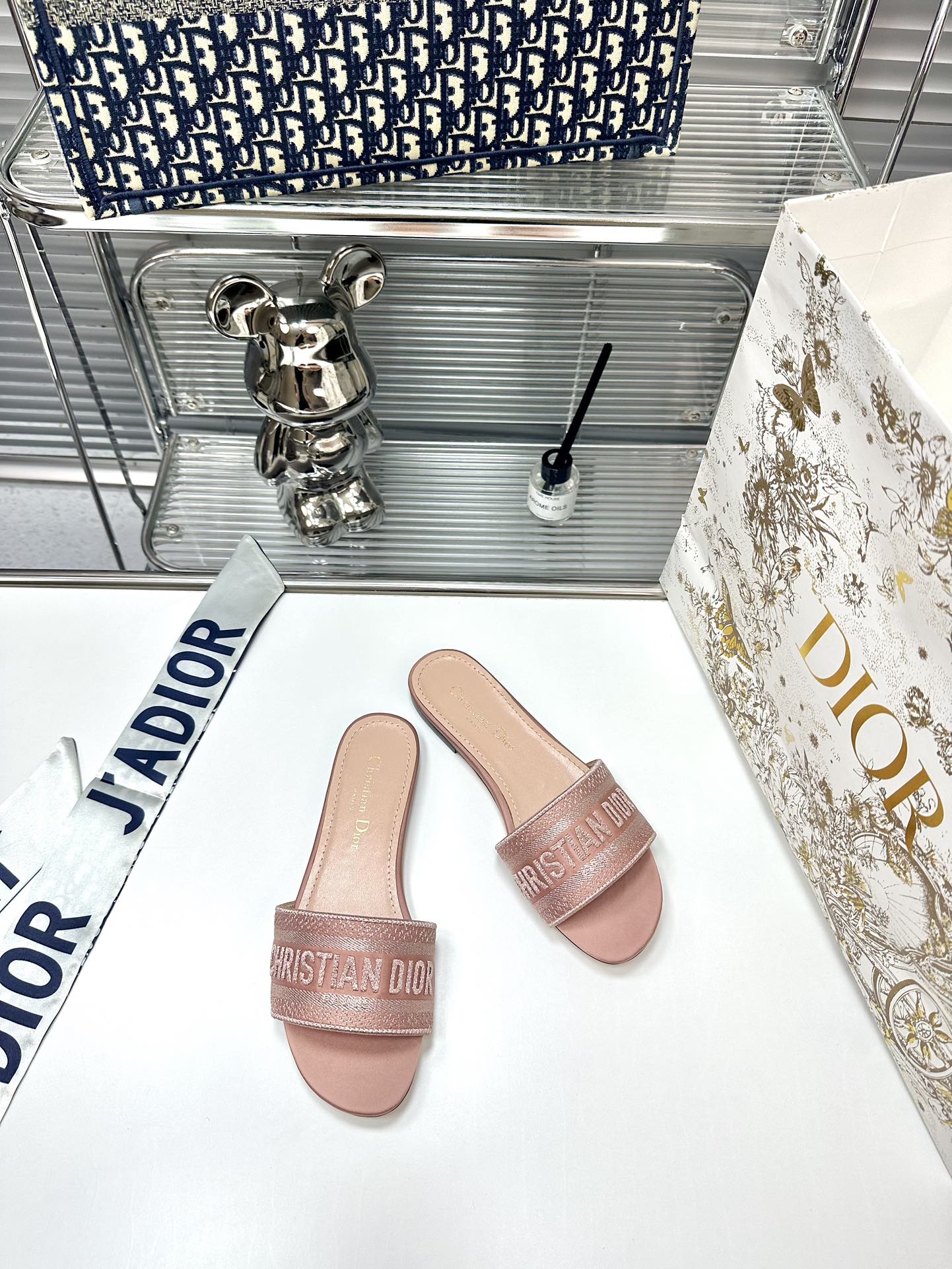 Replica Dior Embroidery collection of flip-flops