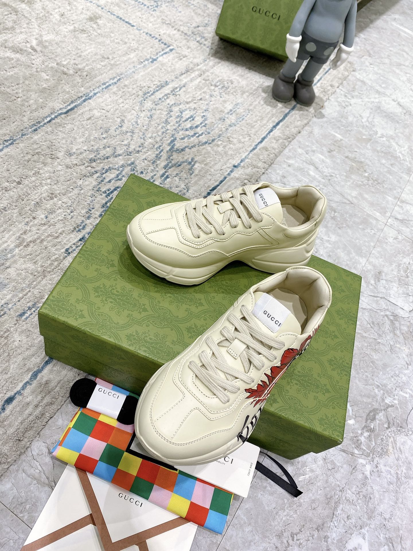 Gucci sneakers