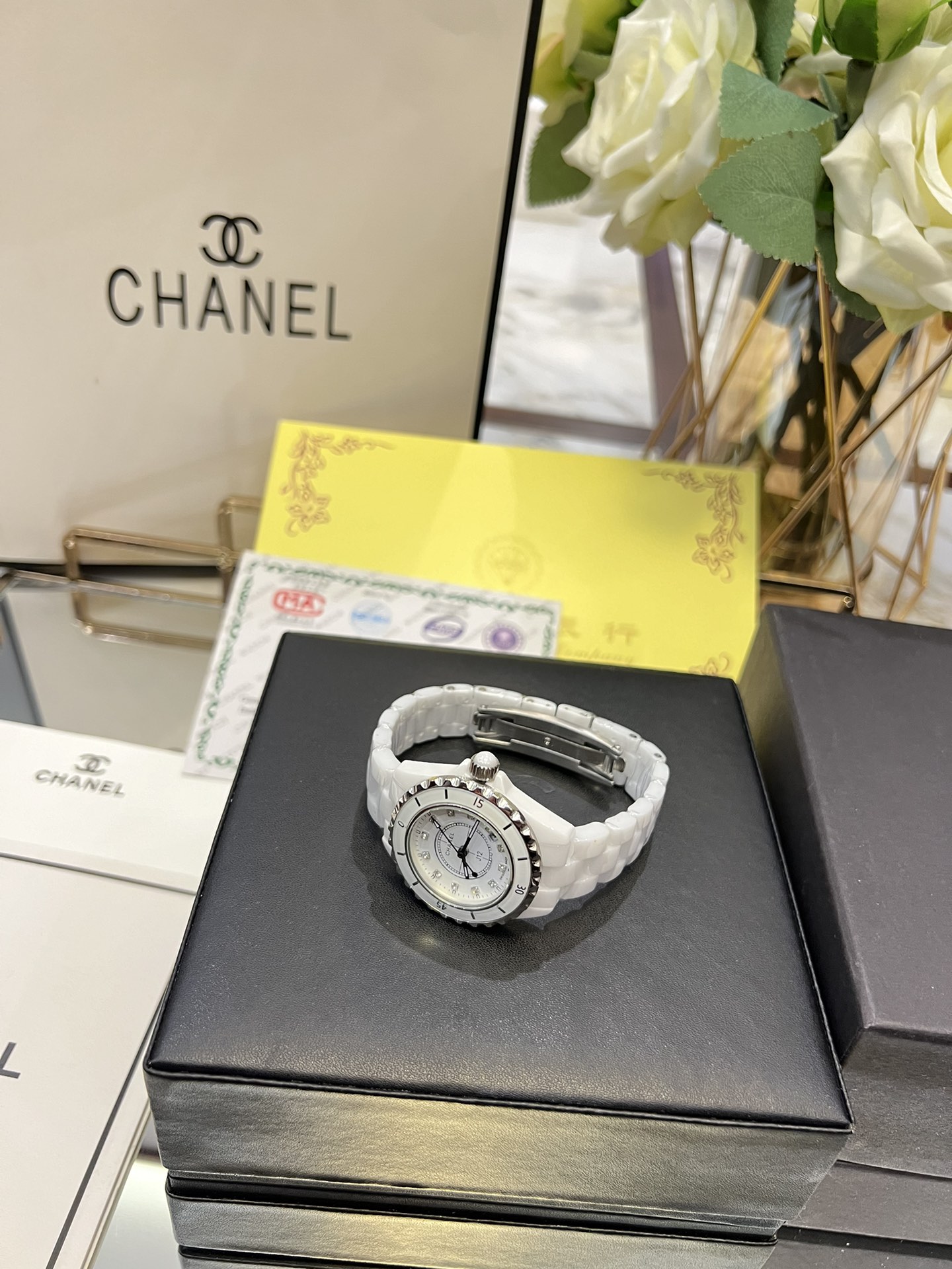 Replica CHANEL J12 Ceramic Quartz Ladies Watch