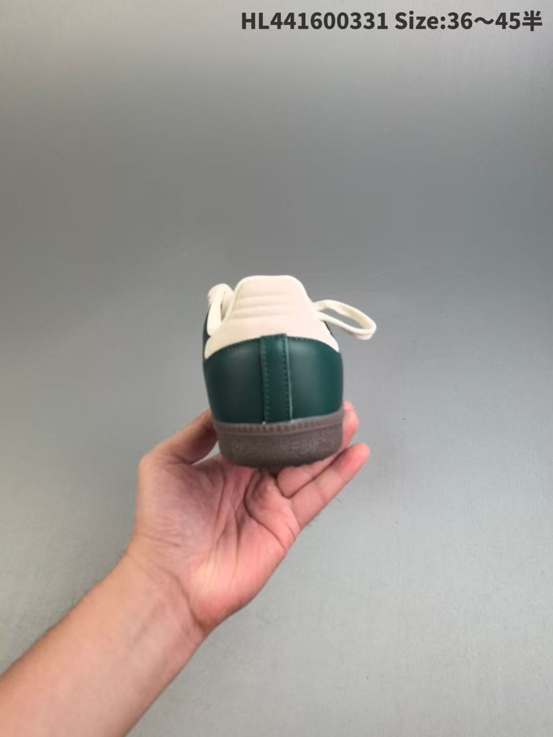 Adidas originals gazelle indoor xhello kitty凯