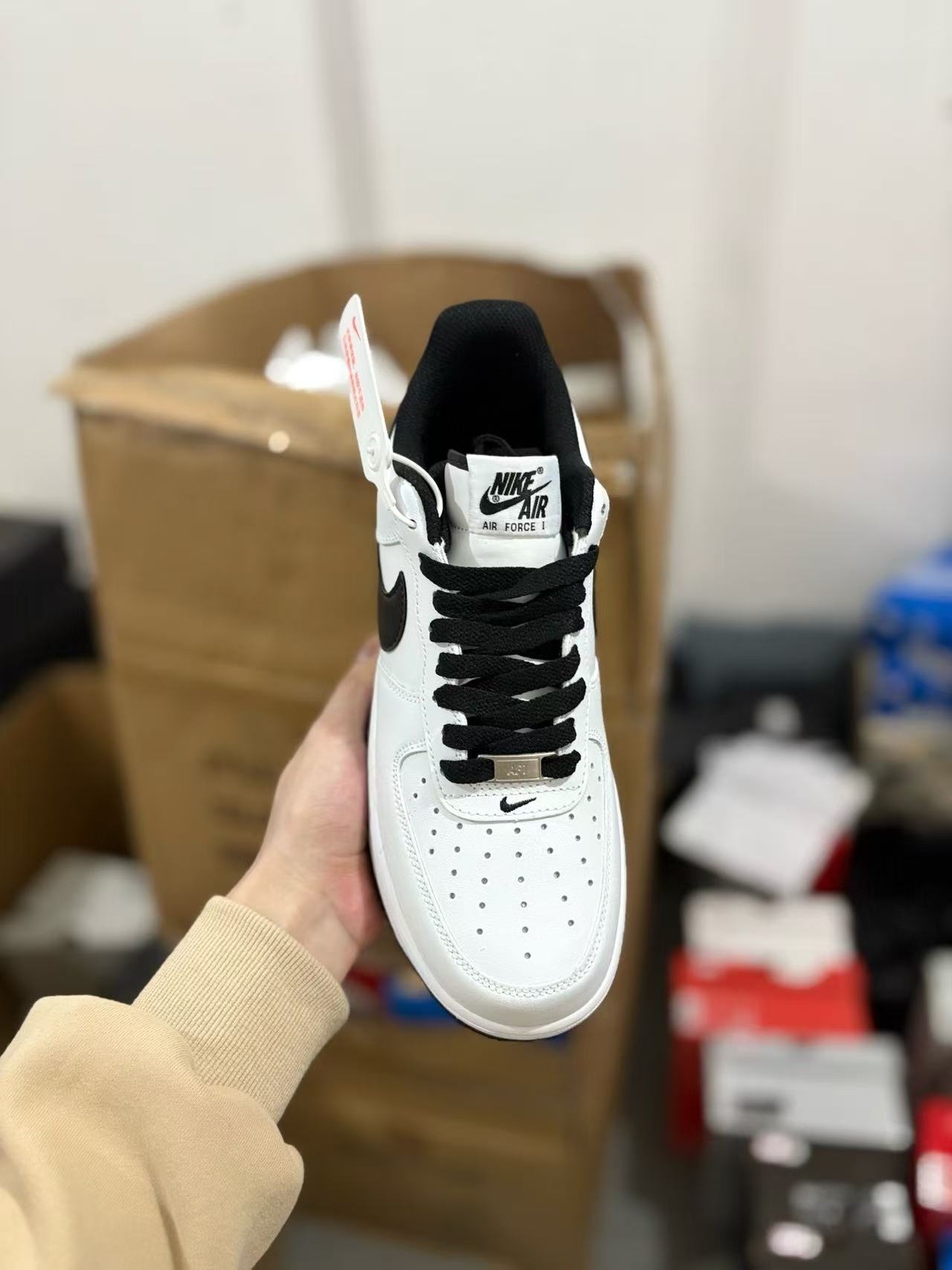 Nike classic air force shoes