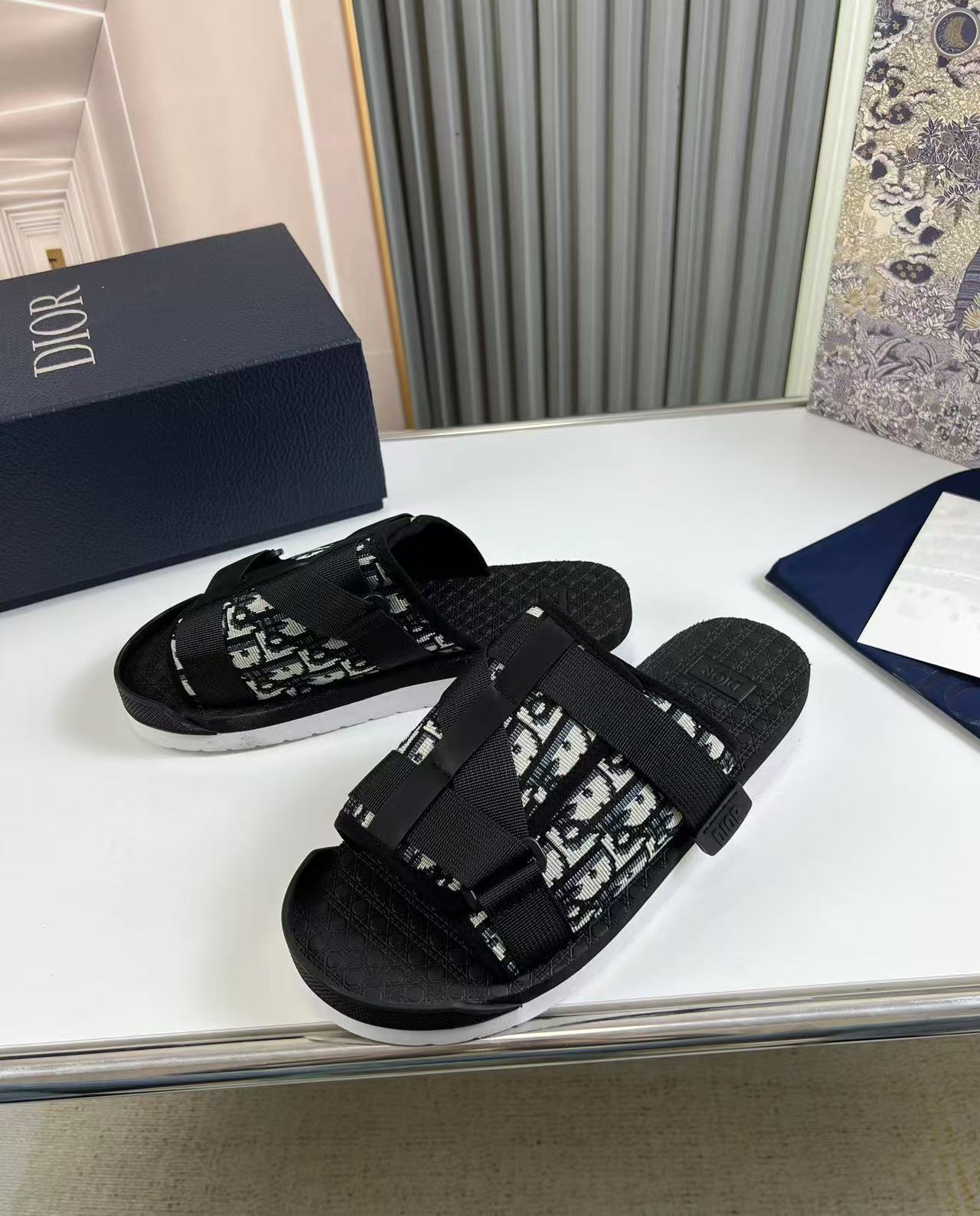 DIOR Slippers For Men