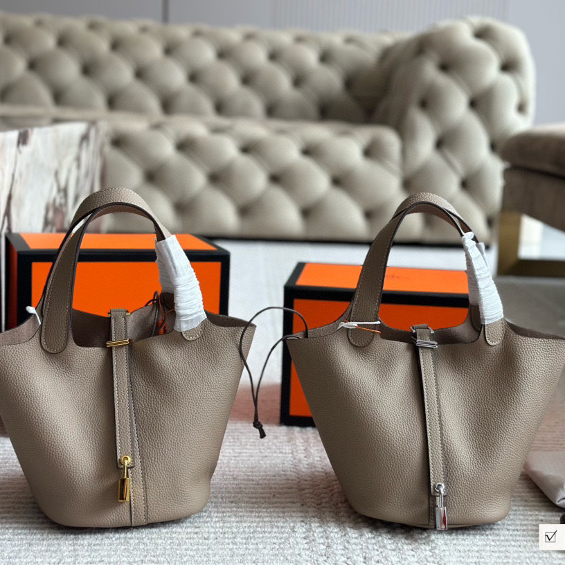 Hermes Basket handbag