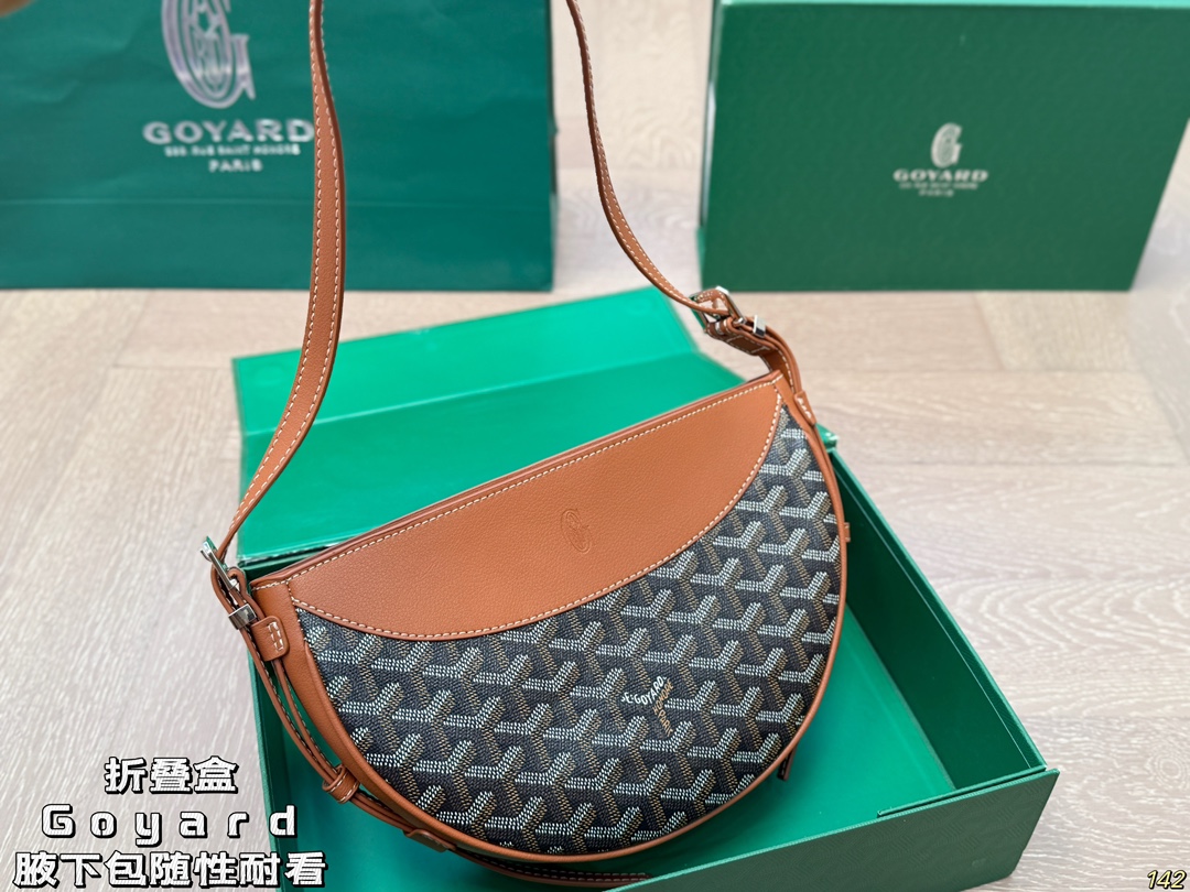 Goyard armpit shoulder bag