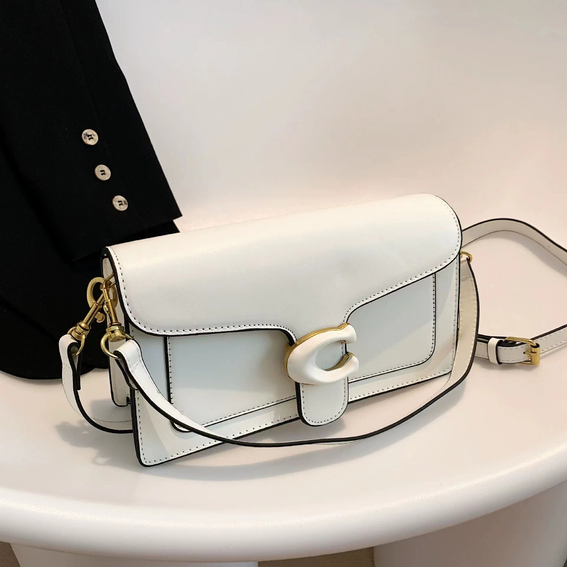 Replica COACH Tabby Shoulder Bag