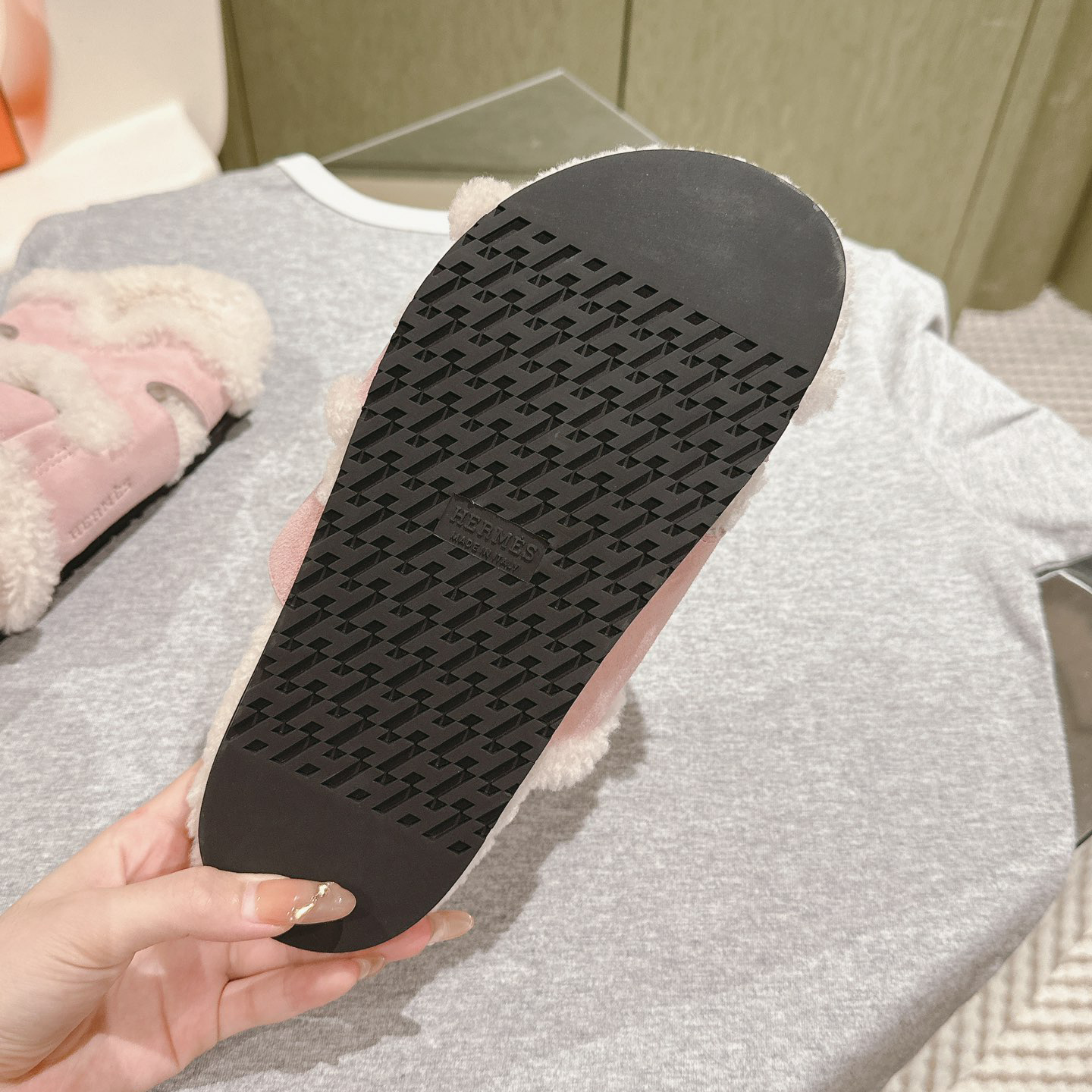 Hermes oran Lamb wool flat bottomed slippers