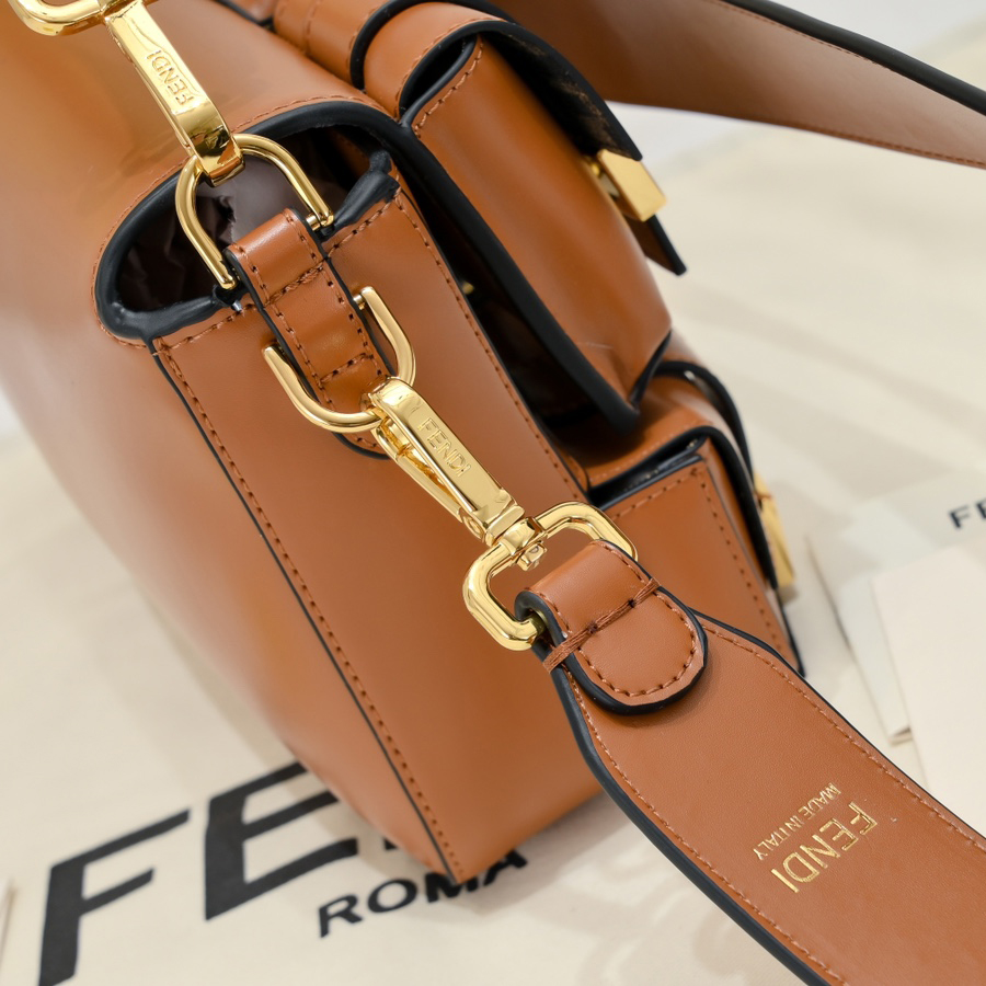 Fedni Baguette crossbody handbag