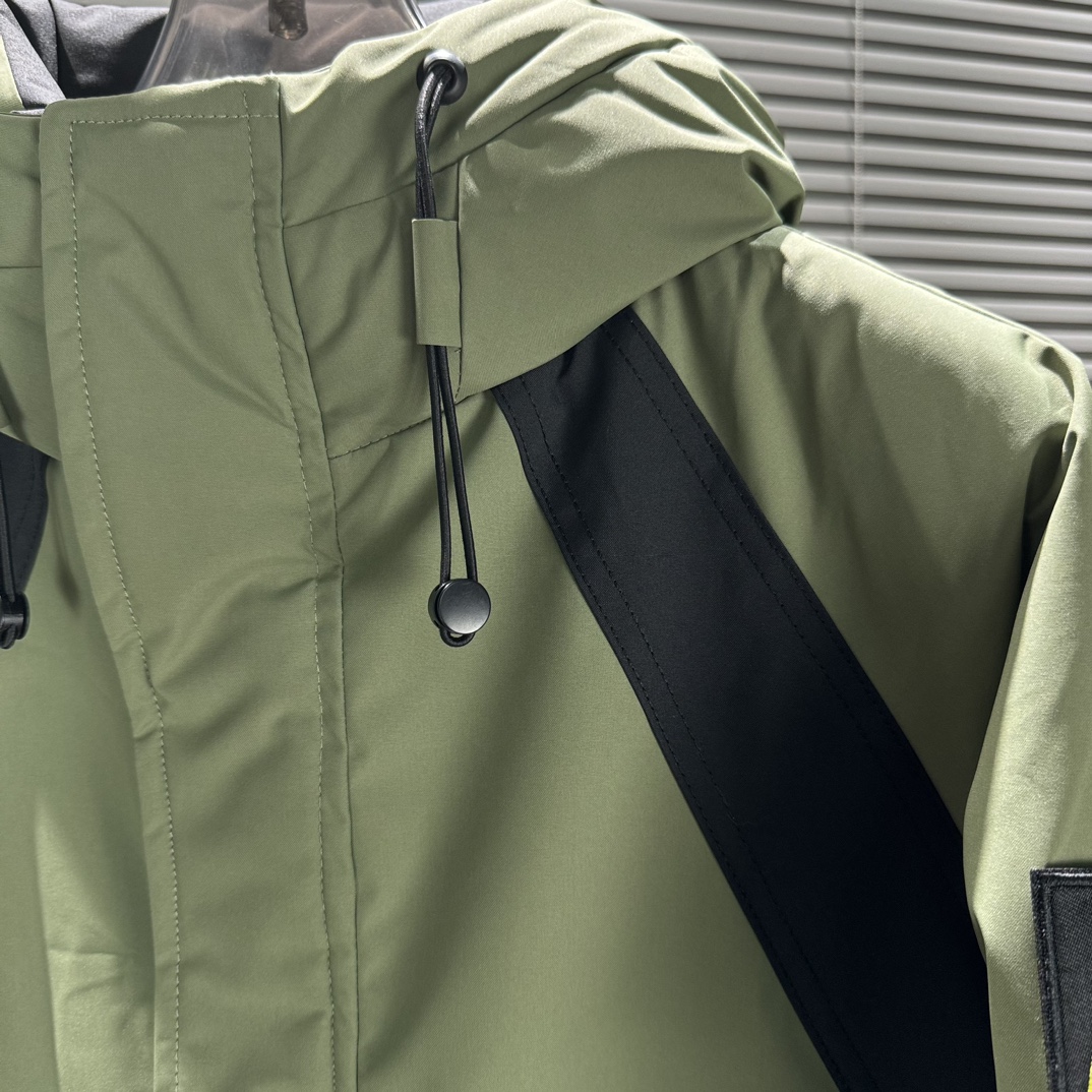 STONE ISLAND Graphene heated down cotton jacket