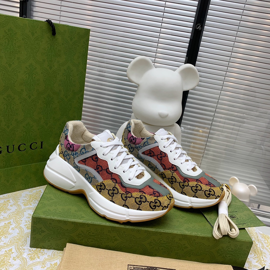 Gucci sneakers