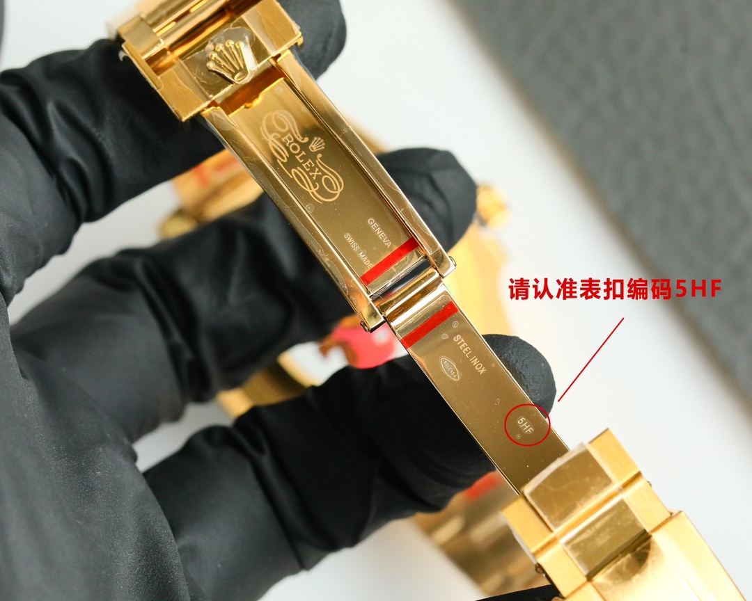 Replica Rolex Submariner Date 40 Dial Yellow Gold Watch