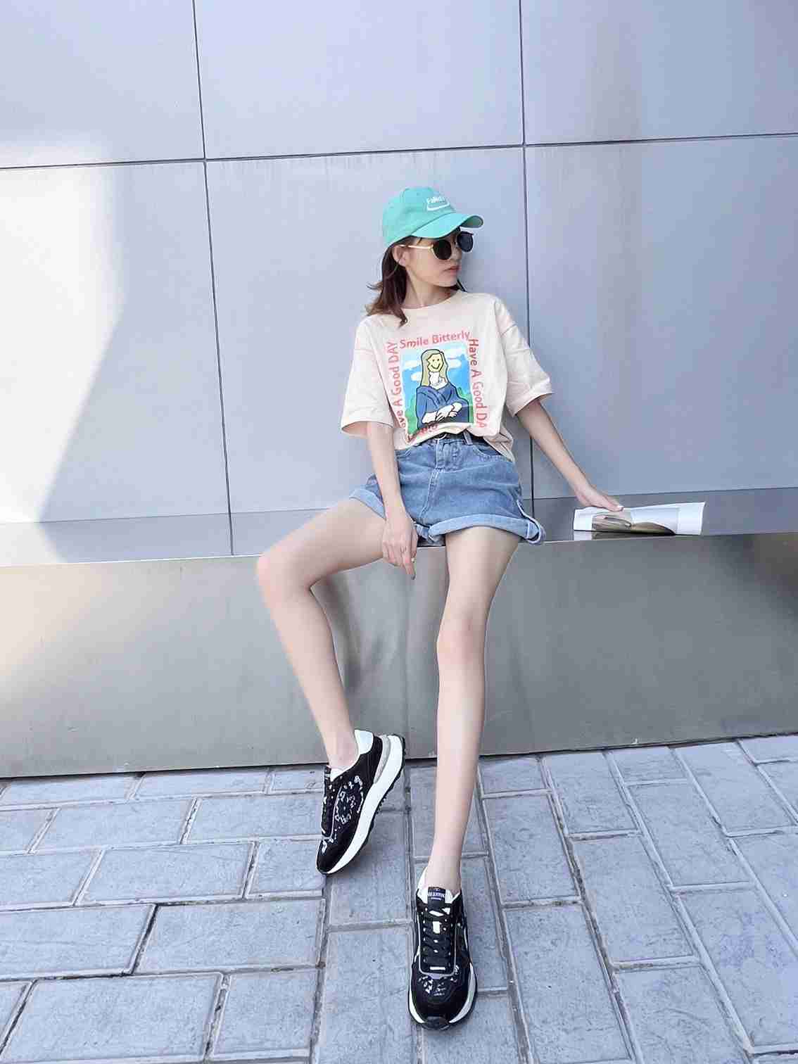 Top Quality Valentino Garvani Sneakers