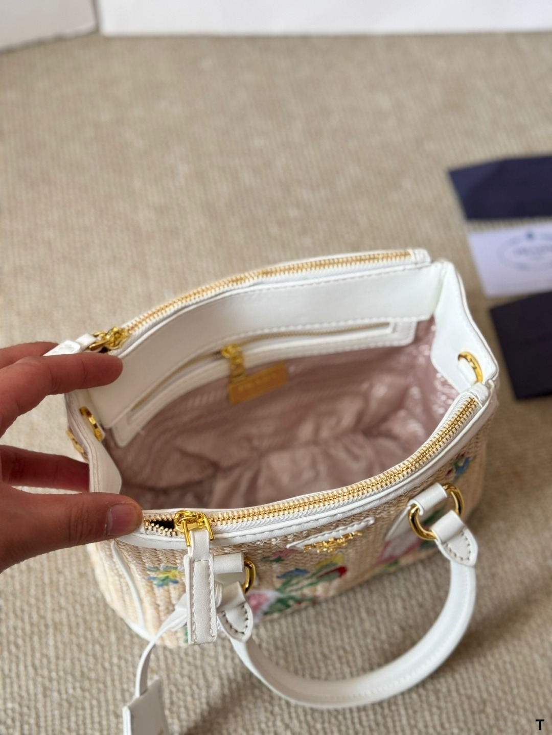 Replica -Prada Beautiful straw bag
