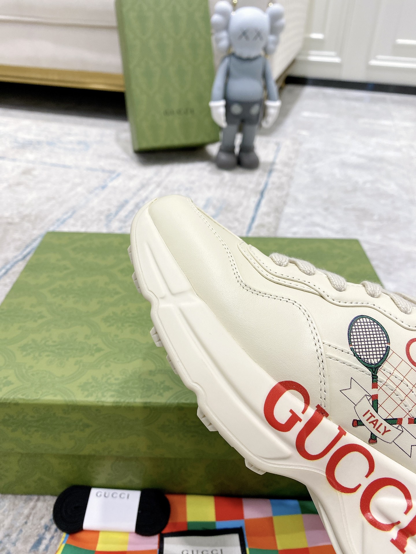 Gucci sneakers