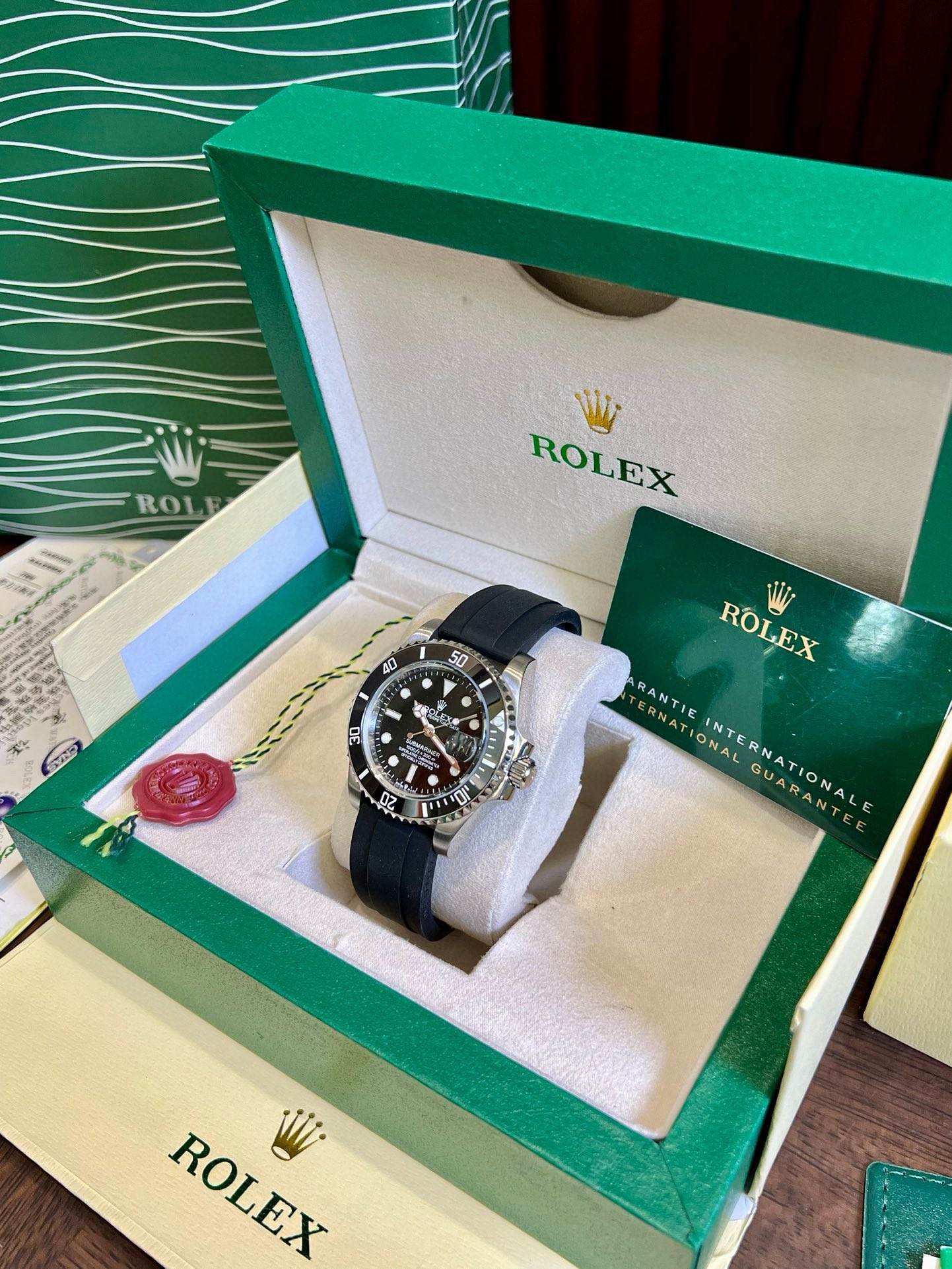 Replica Rolex Submariner Date Black Dial Watch