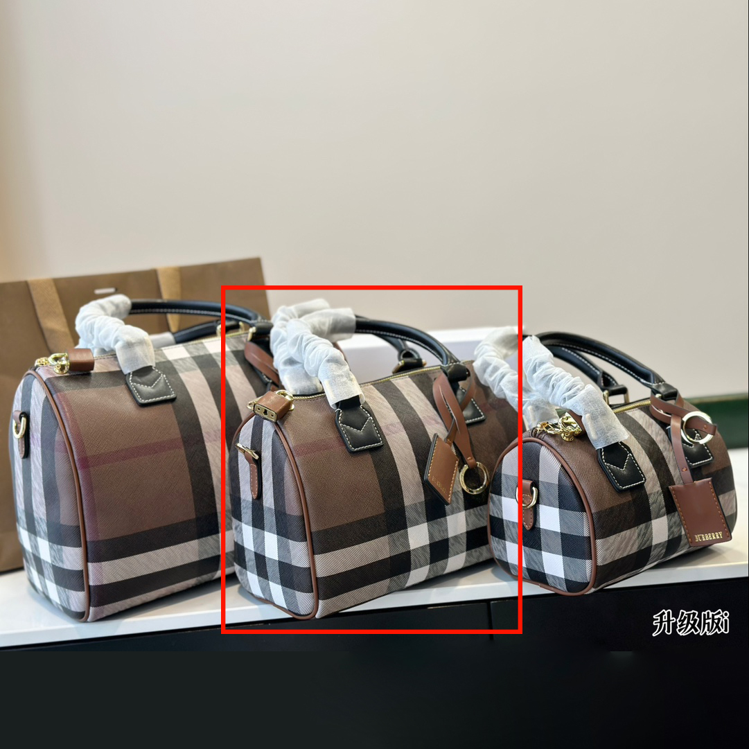 High-quality Burberry speedy shoulder bag