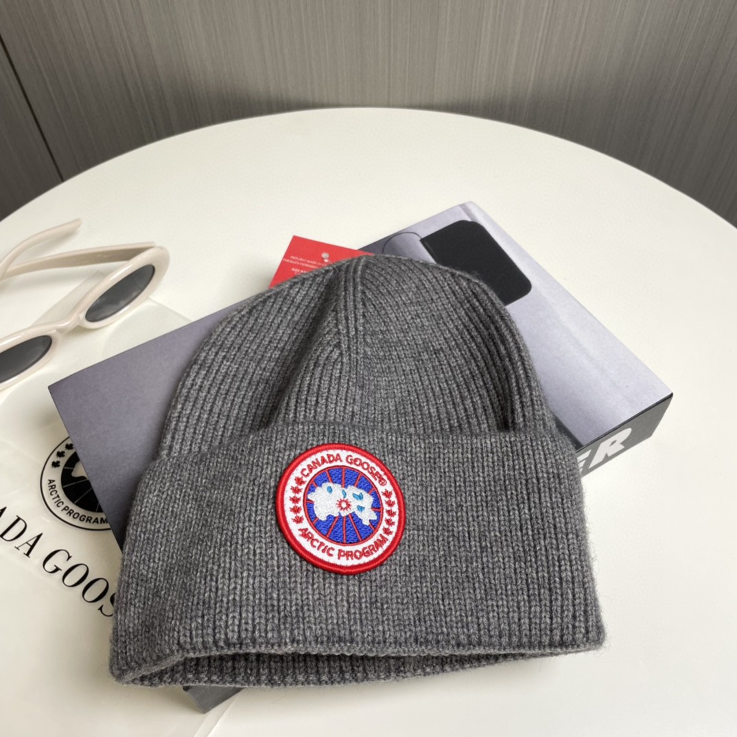 Canada Goose Logo Beanie Warm Hats