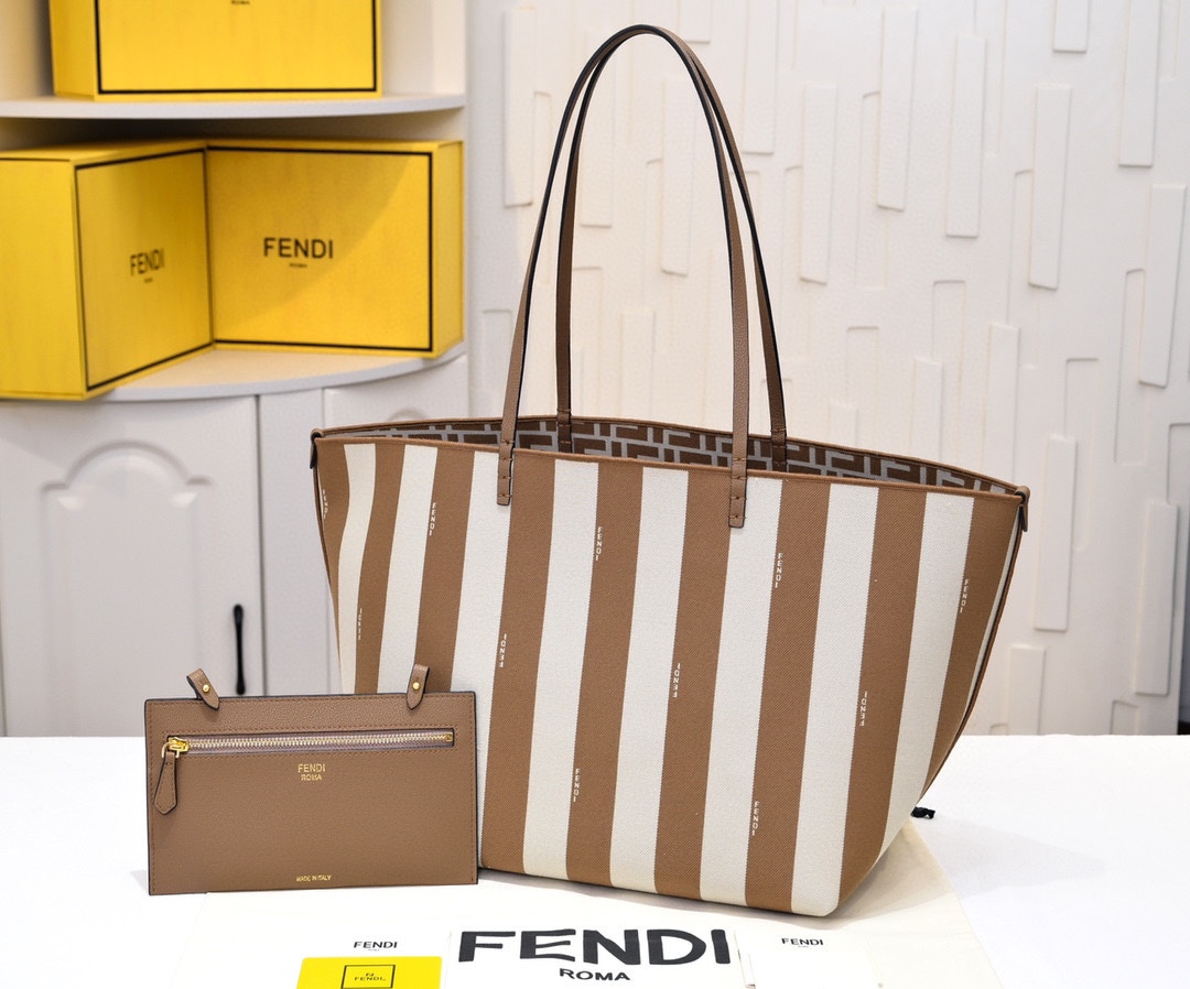 Fendi Double-sided roll bag Baguette neverfull bag