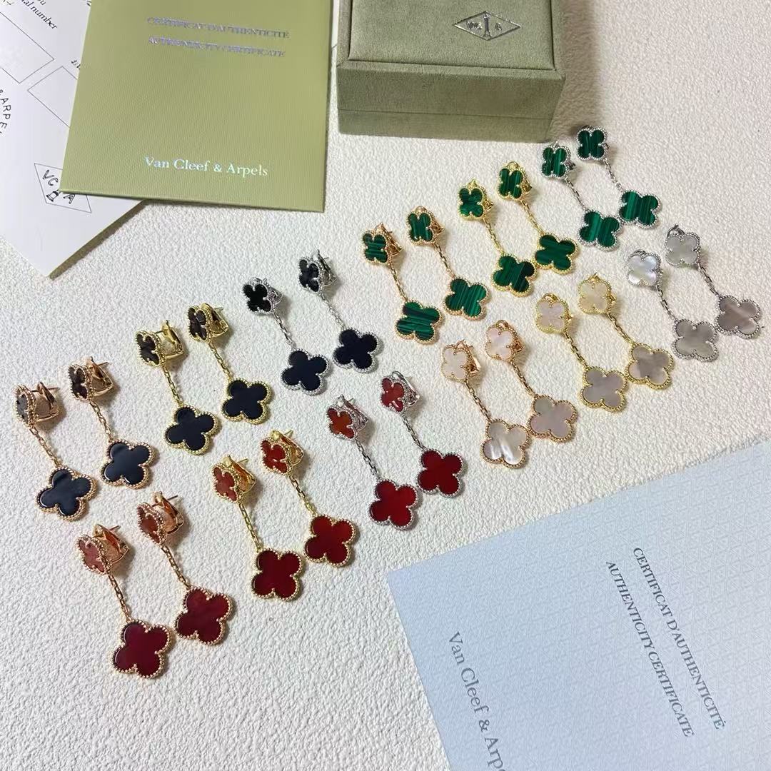 Van Cleef & Arpels four-leaf clover double bonus agate earrings