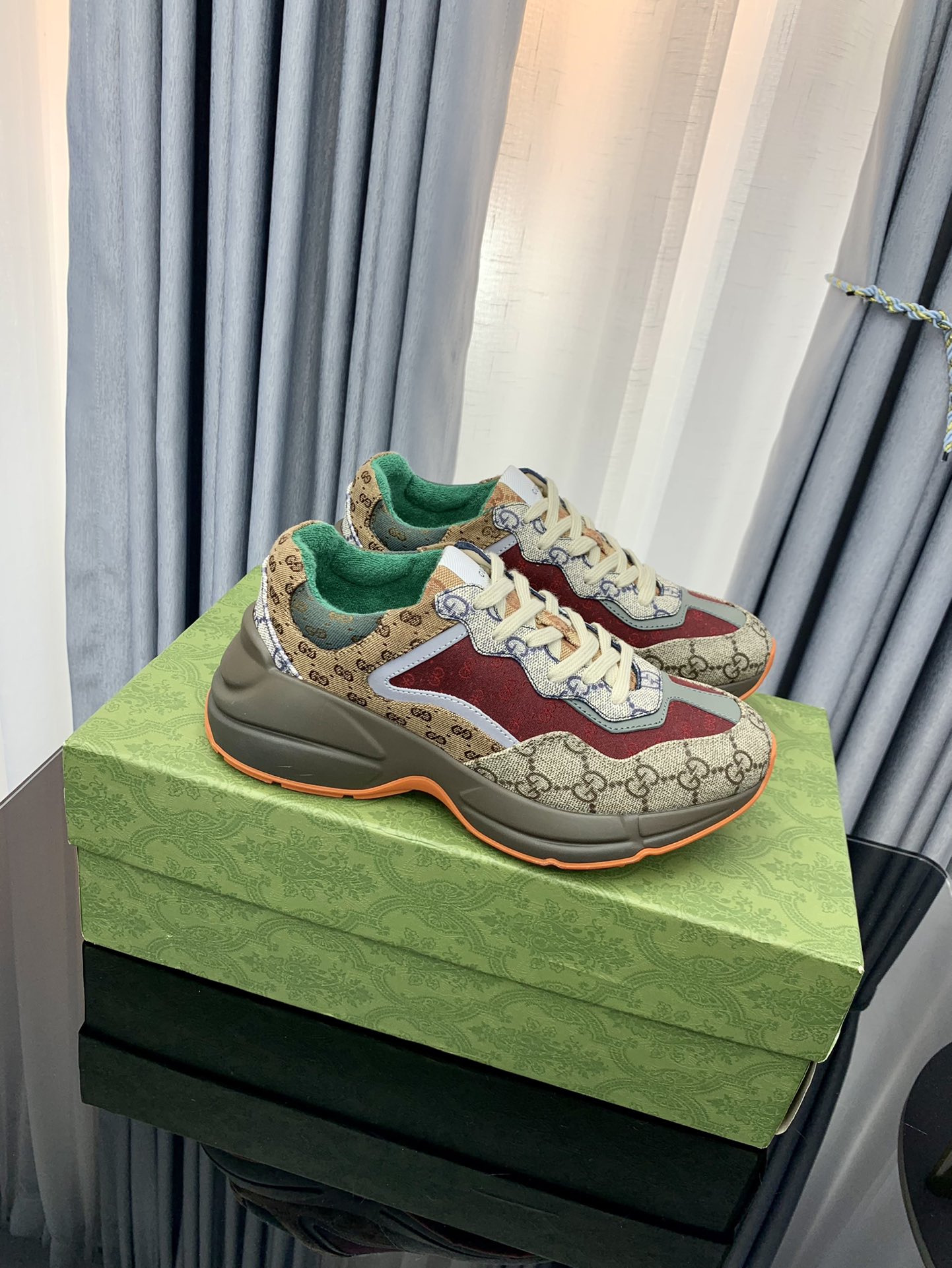 Gucci sneakers