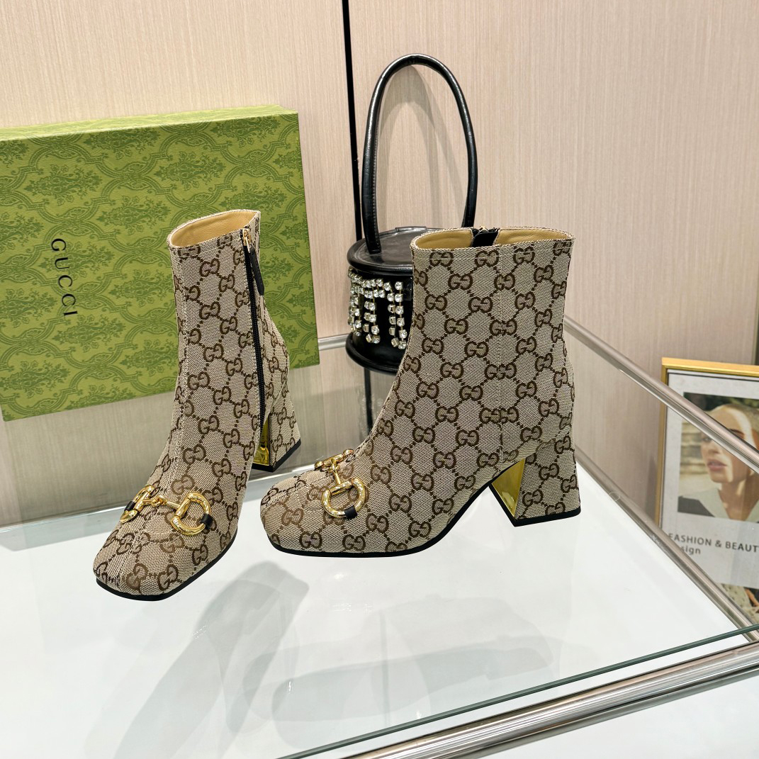 Gucci High heel boots