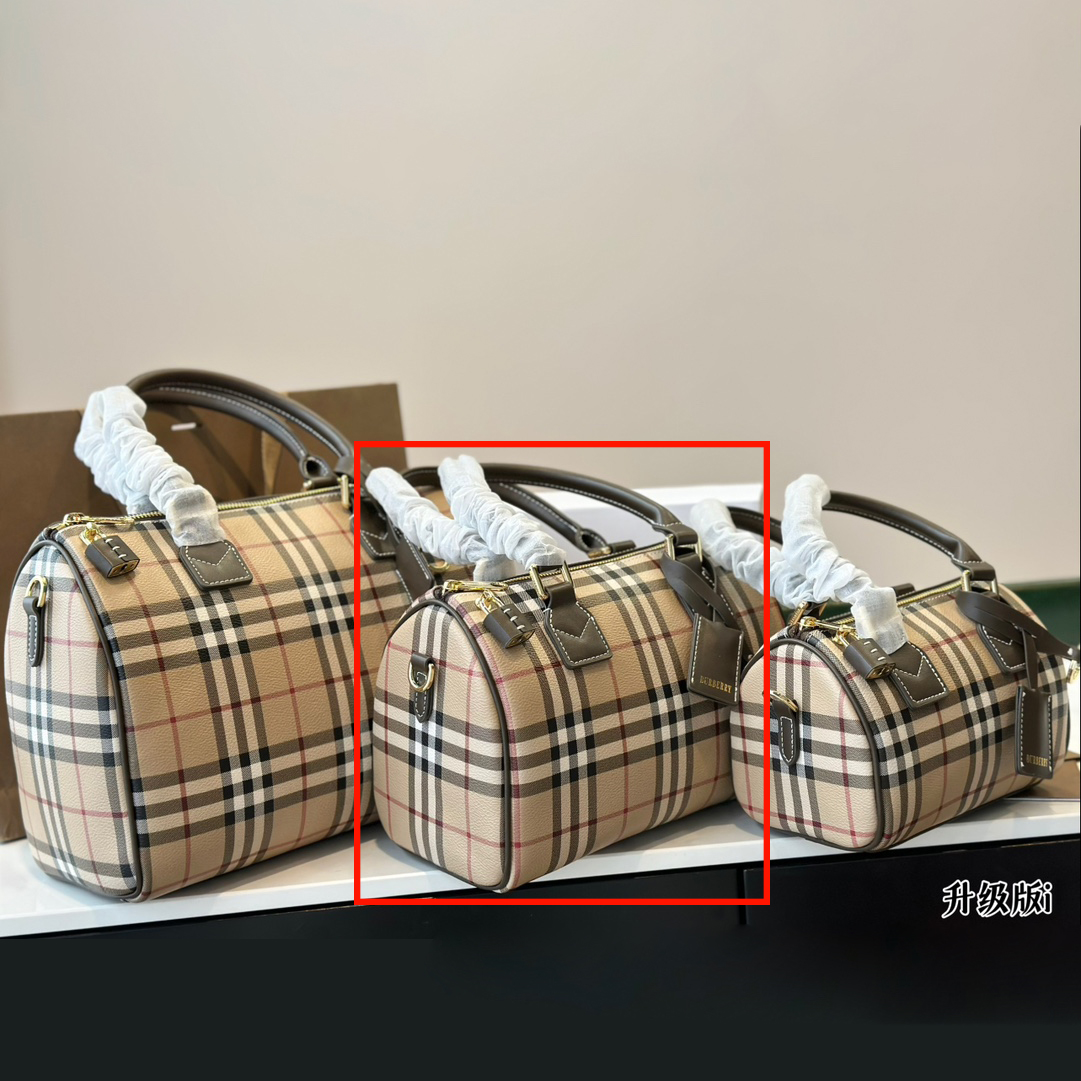 High-quality Burberry speedy shoulder bag