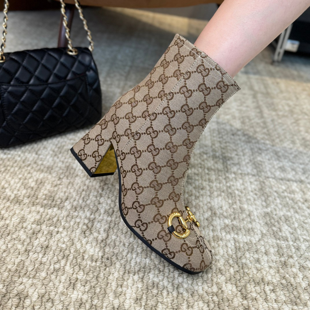 Gucci High heel boots