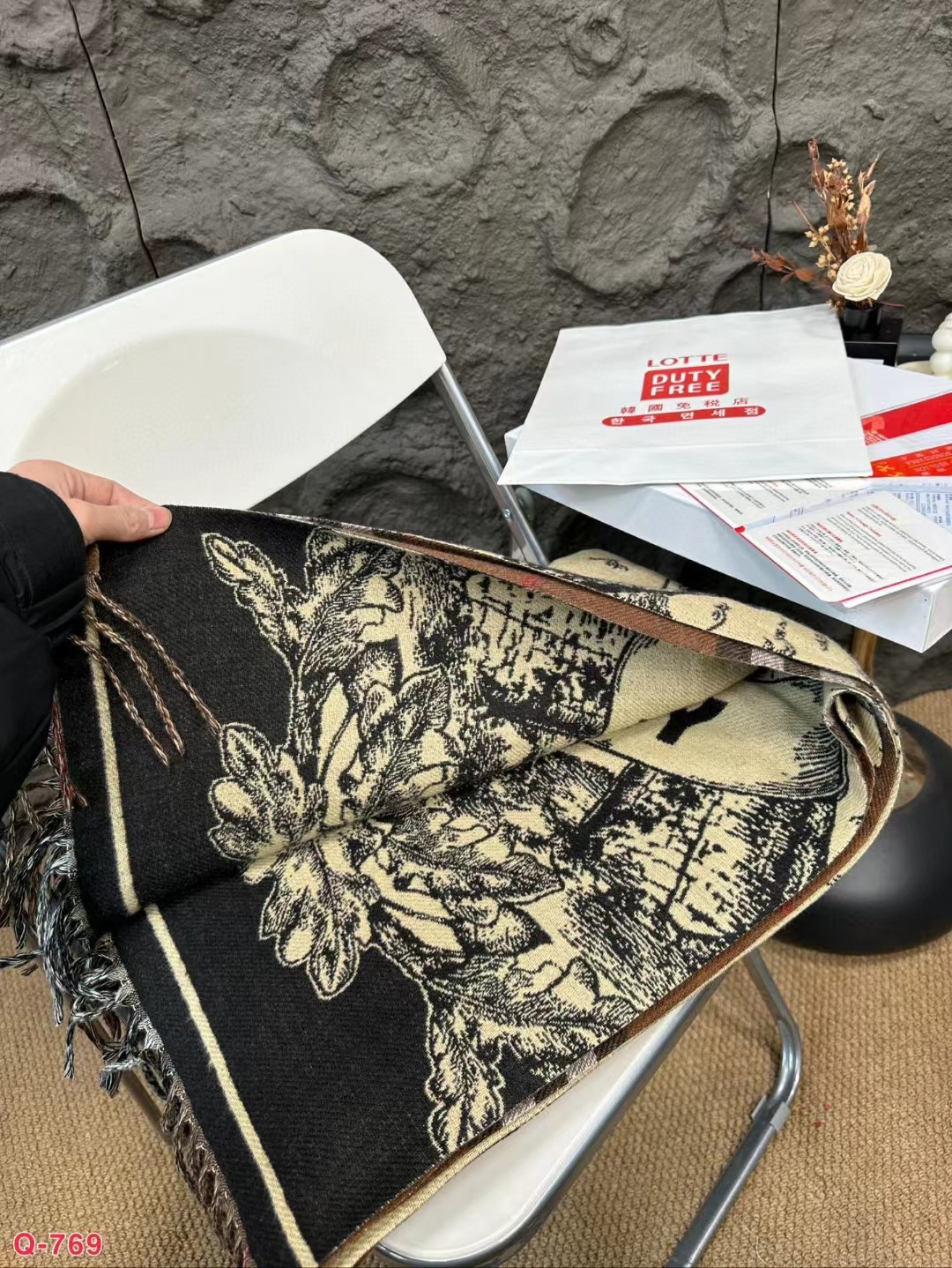 Replica Burberry Check Cashmere Scarf