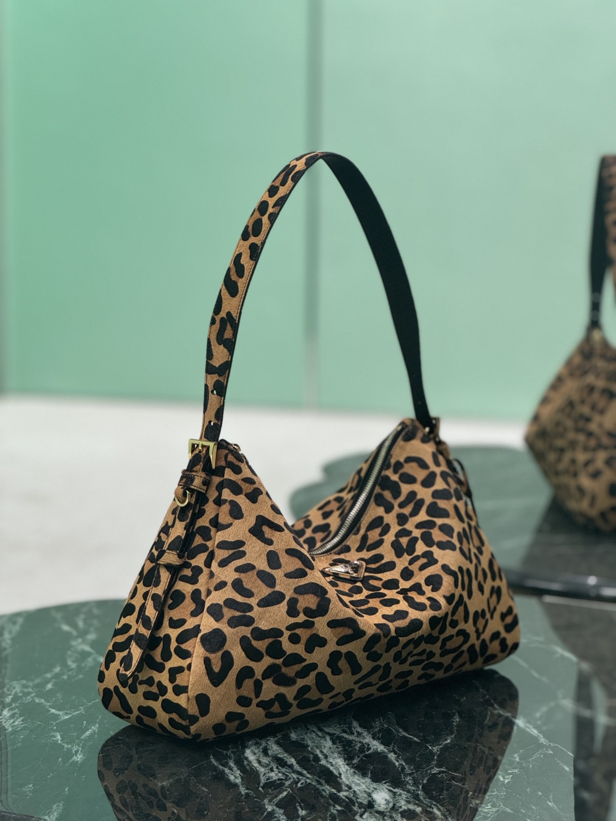 Top version Prada leopard print handbag
