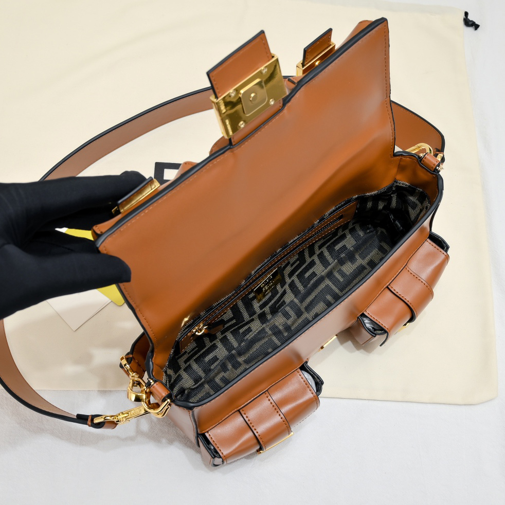 Fedni Baguette crossbody handbag