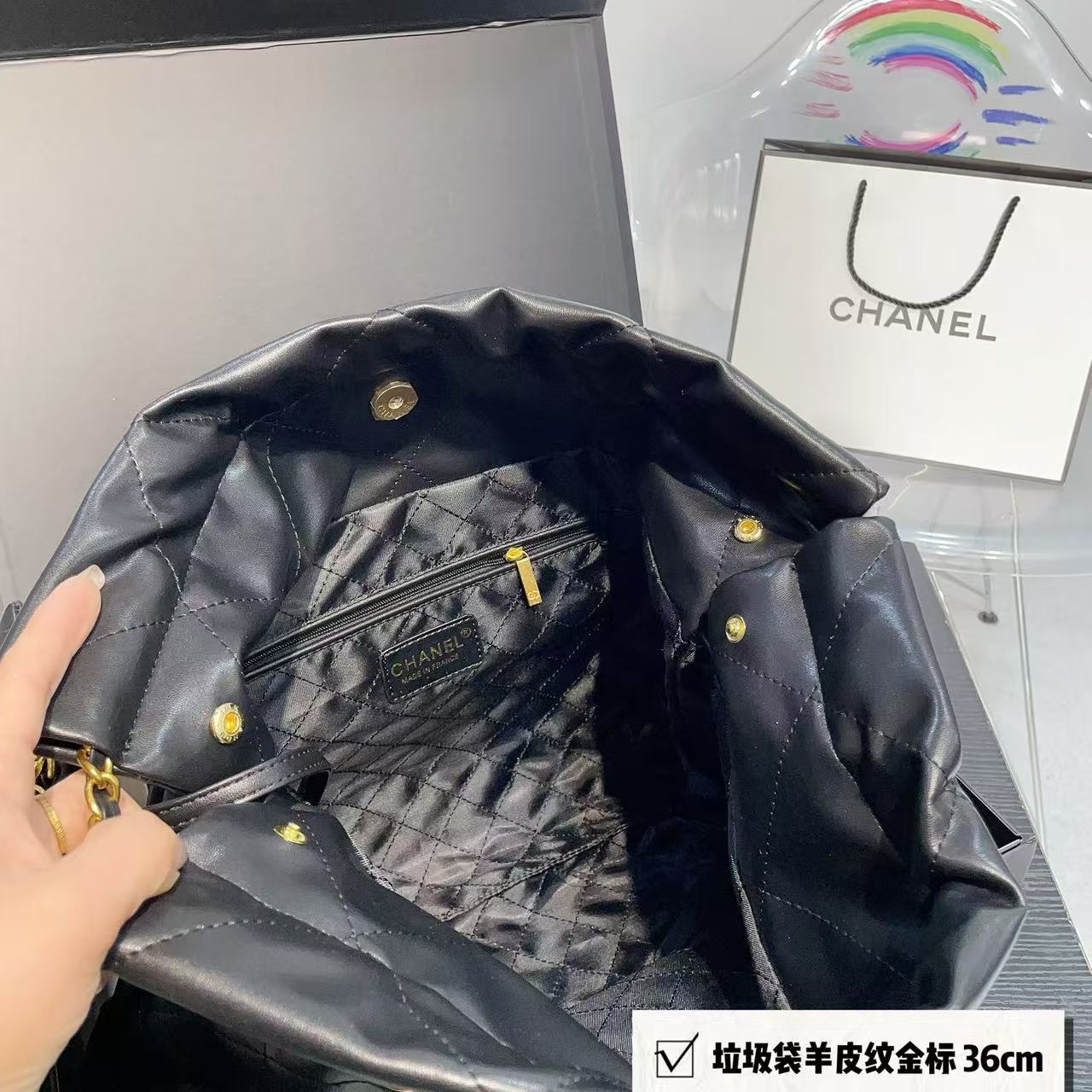 Chanel 22 Bag