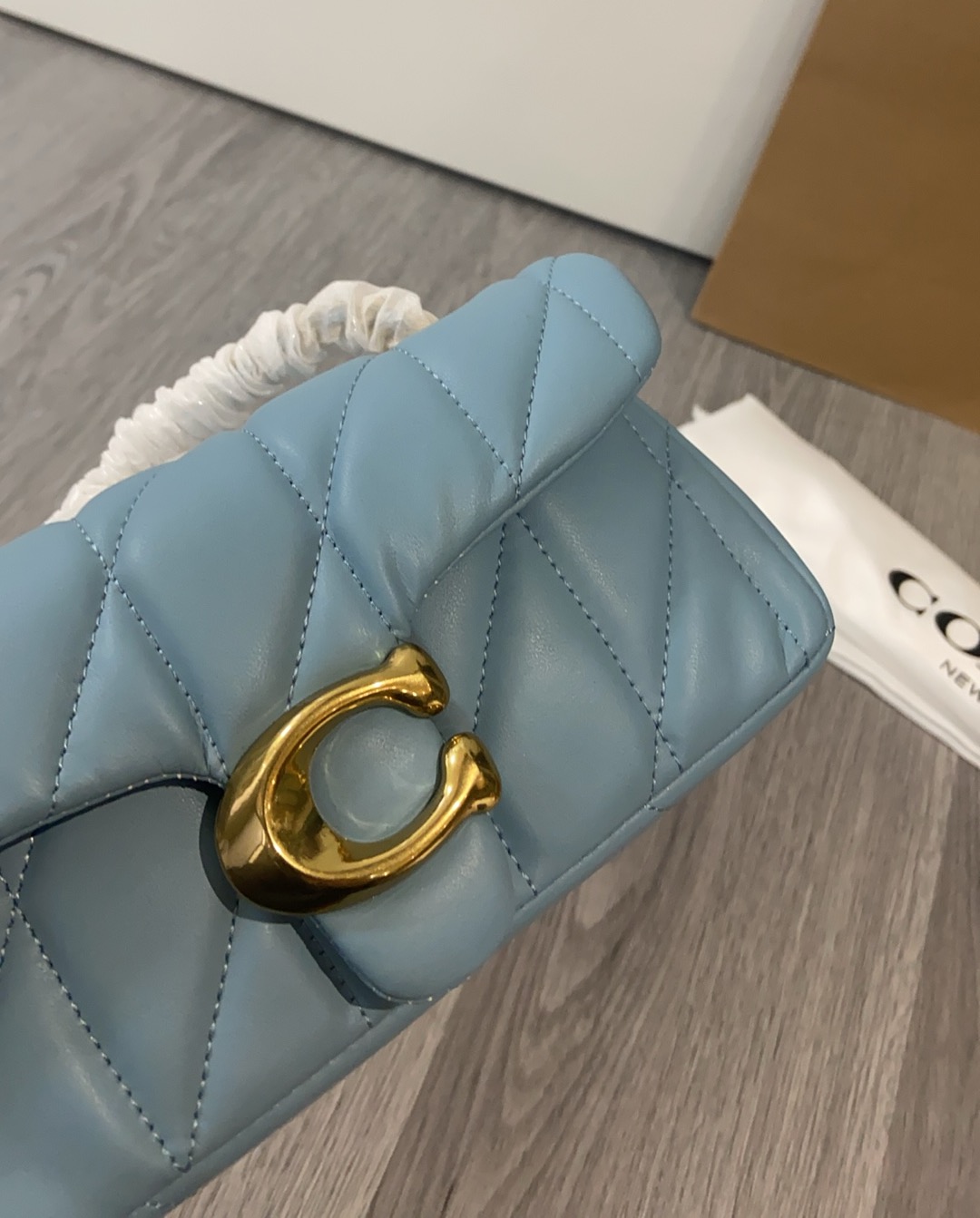 Coach quilting tabby