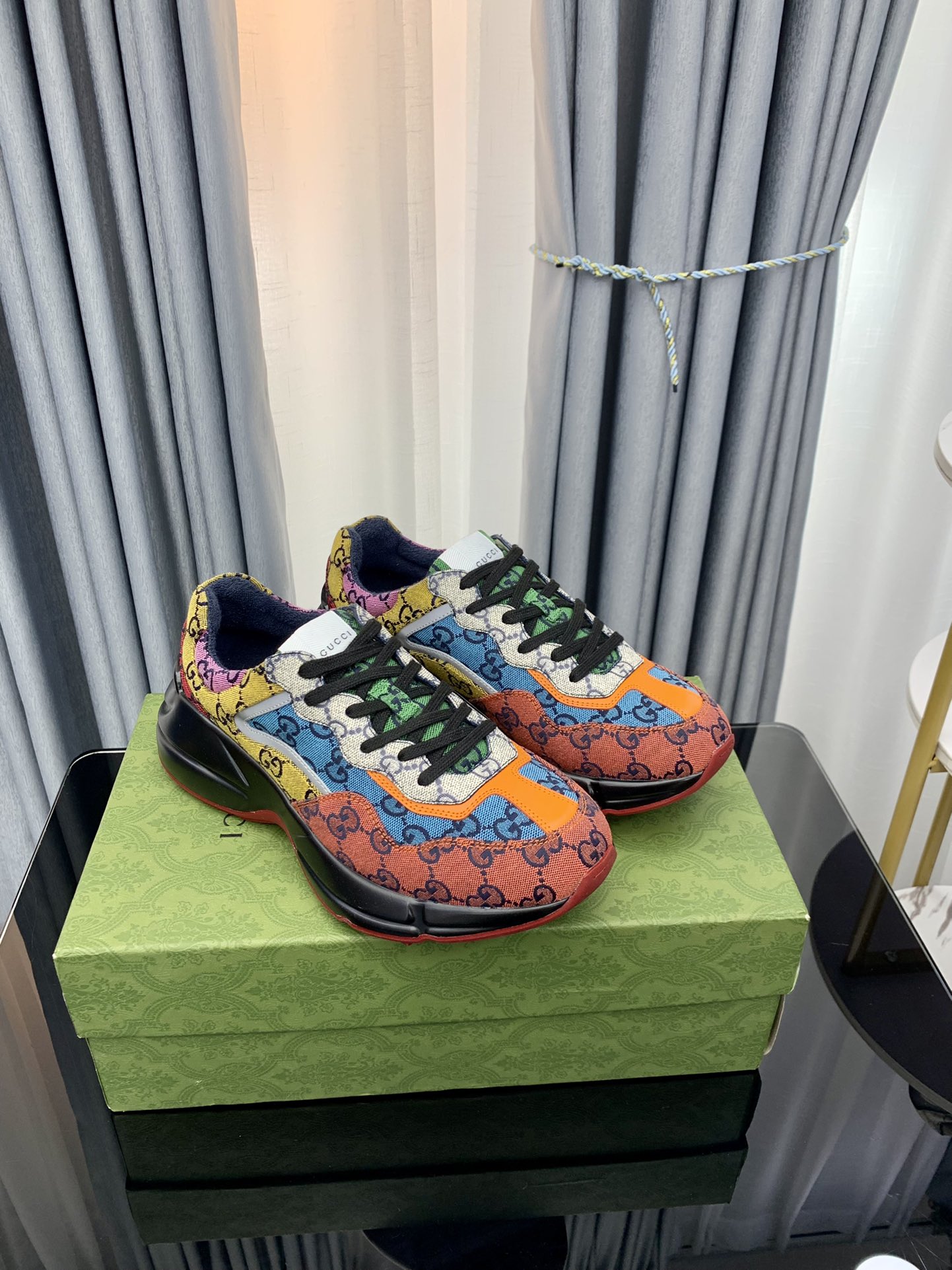 Gucci sneakers