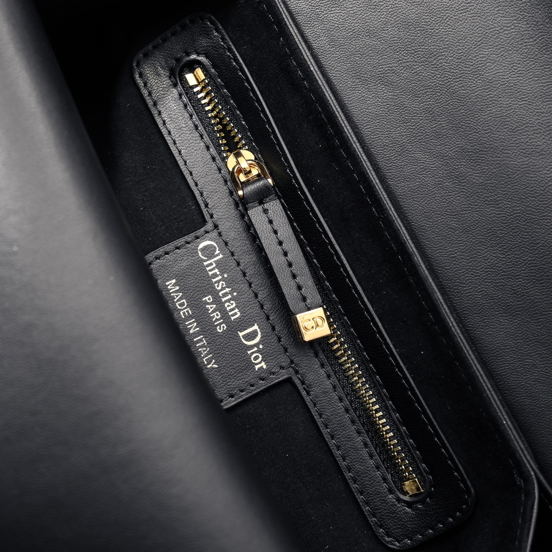 Dior jolie chain handbag