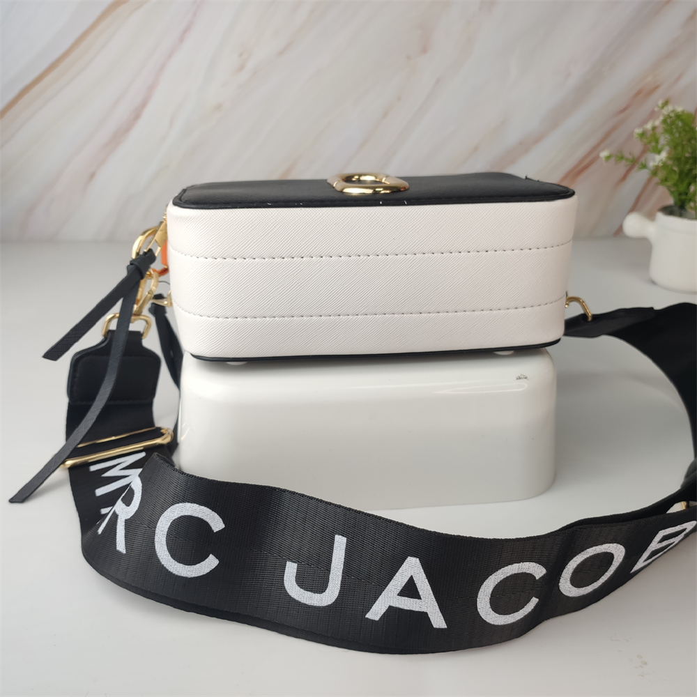 Replica Marc Jacobs Camera Bag 18cm stylish crossbody bag