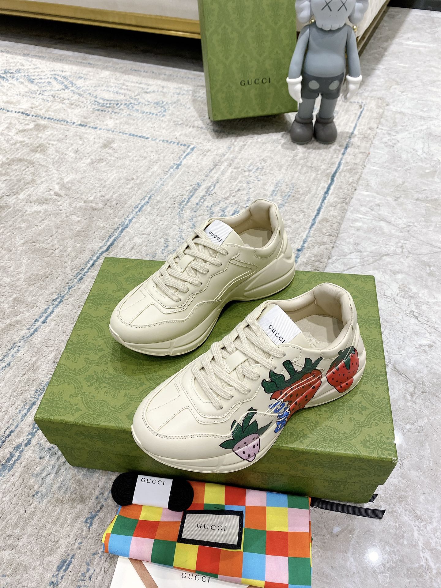 Gucci sneakers