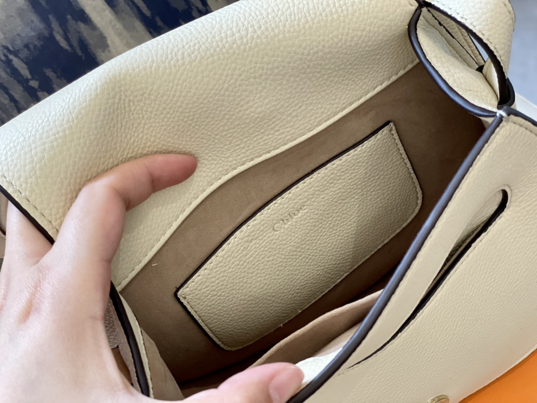 Replica CHLOE'   MARCIE Marcie Small leather shoulder bag with logo engraving