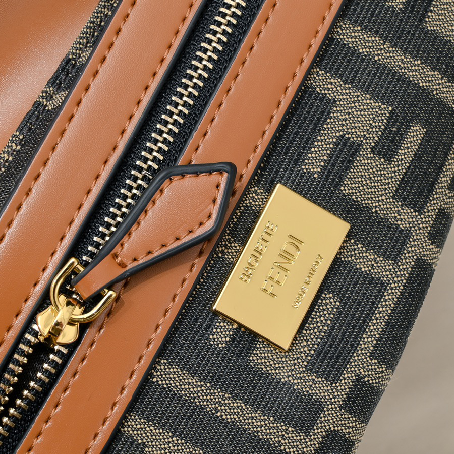 Fedni Baguette crossbody handbag